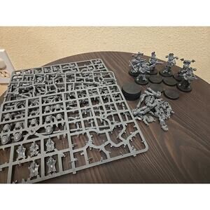 Warhammer 40k Thousand Sons: Rubric Marines (FOR PARTS)